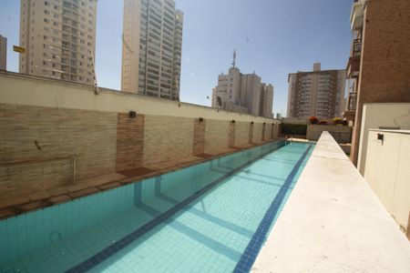 Apartamento para alugar com 80m², 2 quartos e 2 vagasÁrea comum - Piscina