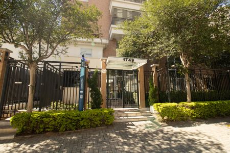 Apartamento para alugar com 80m², 2 quartos e 2 vagasFachada