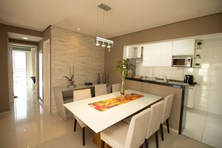 Apartamento para alugar com 80m², 2 quartos e 2 vagasSala