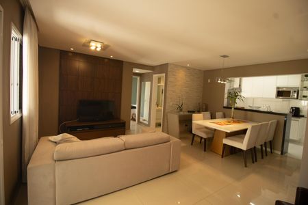 Apartamento para alugar com 80m², 2 quartos e 2 vagasSala