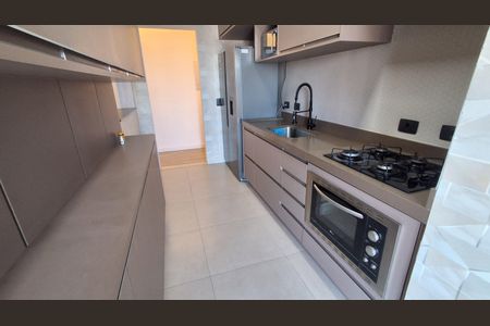 Apartamento à venda com 200m², 3 quartos e 3 vagas Apartamento à venda com 200m², 3 quartos e 3 vagasCozinha