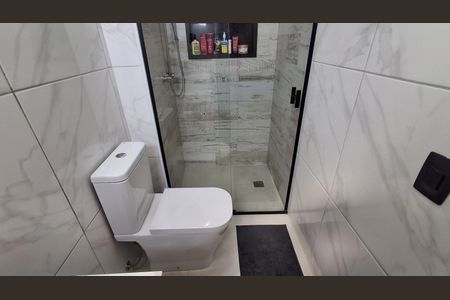 Apartamento à venda com 200m², 3 quartos e 3 vagas Apartamento à venda com 200m², 3 quartos e 3 vagasBanheiro Suíte