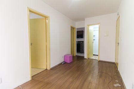 Apartamento à venda com 39m², 2 quartos e 1 vaga Apartamento à venda com 39m², 2 quartos e 1 vagaSala