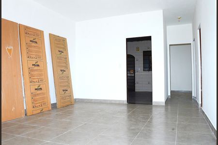 Sala de casa à venda com 3 quartos, 250m² em São Gabriel, Belo Horizonte