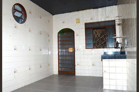 Casa à venda com 250m², 3 quartos e 6 vagasCozinha