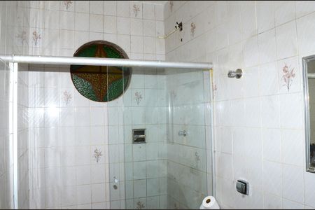 Casa à venda com 250m², 3 quartos e 6 vagasBanheiro