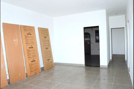 Sala de casa à venda com 3 quartos, 250m² em São Gabriel, Belo Horizonte