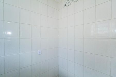 Apartamento para alugar com 70m², 2 quartos e sem vagaCozinha e Área de Serviço