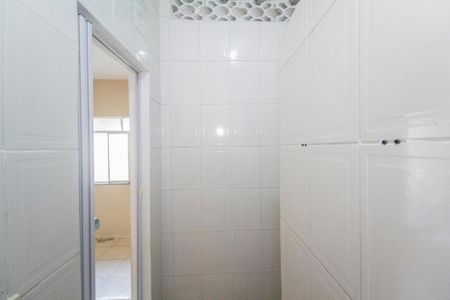 Apartamento para alugar com 70m², 2 quartos e sem vagaBanheiro