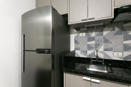 Cozinha - Geladeira de kitnet/studio para alugar com 1 quarto, 27m² em Tatuapé, São Paulo