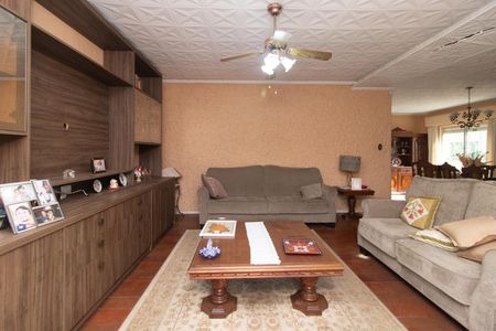 Casa para alugar com 249m², 4 quartos e 1 vagaSala