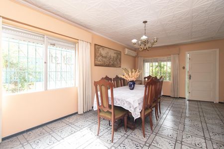 Sala de casa para alugar com 4 quartos, 249m² em Rio Branco, Porto Alegre