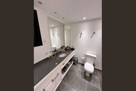 Apartamento para alugar com 47m², 1 quarto e 1 vaga Apartamento para alugar com 47m², 1 quarto e 1 vagaBanheiro