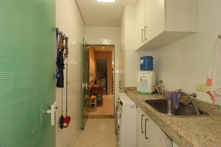 Casa à venda com 175m², 3 quartos e 2 vagasÁrea de Serviço