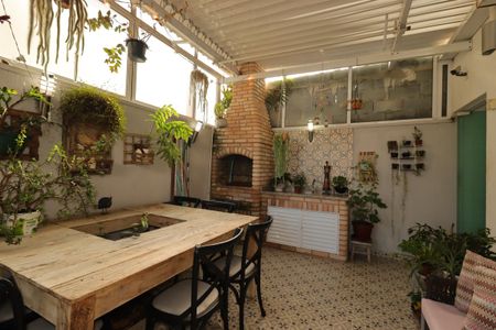 Casa à venda com 175m², 3 quartos e 2 vagasÁrea Gourmet