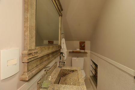 Casa à venda com 175m², 3 quartos e 2 vagasLavabo