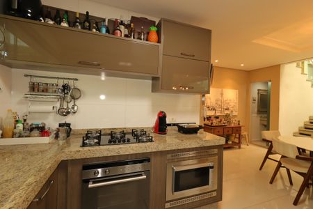 Casa à venda com 175m², 3 quartos e 2 vagasCozinha