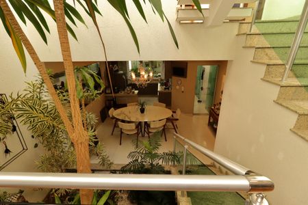 Casa à venda com 175m², 3 quartos e 2 vagasSala