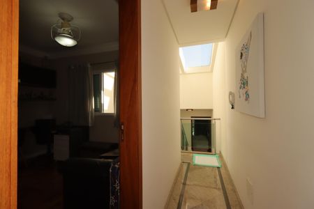 Casa à venda com 175m², 3 quartos e 2 vagasCorredor