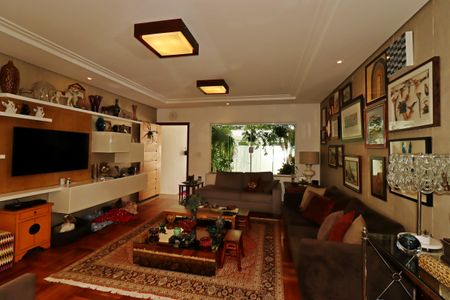 Sala de casa à venda com 3 quartos, 175m² em Vila Scarpelli, Santo André