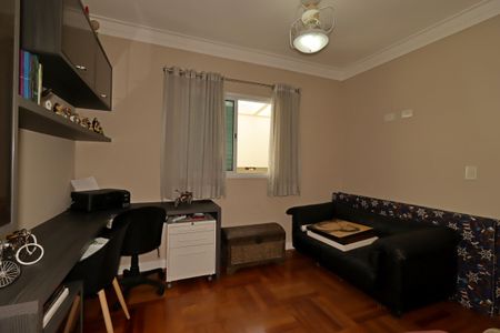 Casa à venda com 175m², 3 quartos e 2 vagasSuíte 2