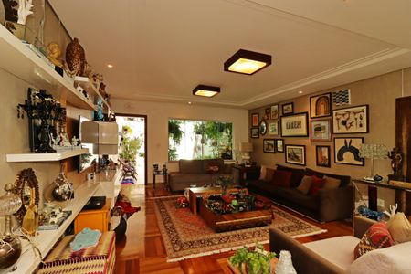 Casa à venda com 175m², 3 quartos e 2 vagasSala