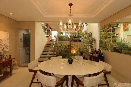 Casa à venda com 175m², 3 quartos e 2 vagasSala de Jantar