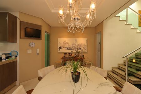 Casa à venda com 175m², 3 quartos e 2 vagasSala de Jantar