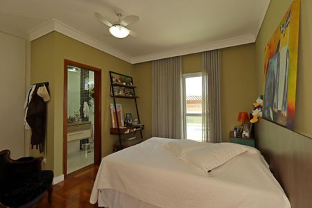 Casa à venda com 175m², 3 quartos e 2 vagasSuíte 1