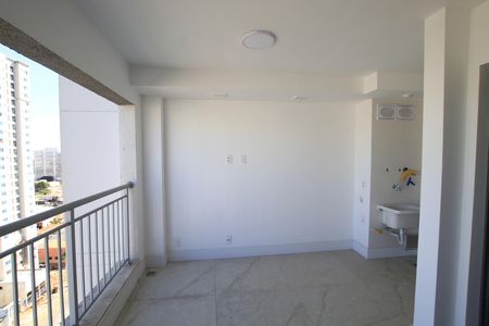 Apartamento para alugar com 72m², 2 quartos e 1 vagaSacada