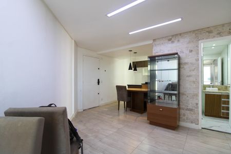 Sala  de apartamento para alugar com 2 quartos, 51m² em Jardim Monte Alegre, Taboão da Serra