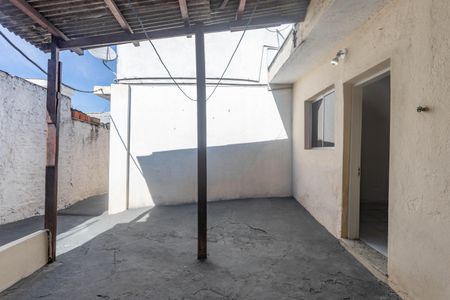 Casa para alugar com 75m², 2 quartos e 1 vagaCasa 2 - área de serviço 