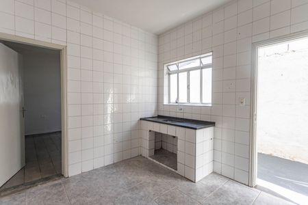 Casa para alugar com 75m², 2 quartos e 1 vagaCasa 1 - cozinha 