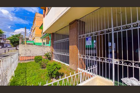 Apartamento à venda com 60m², 2 quartos e 1 vagaFachada do Prédio com placa