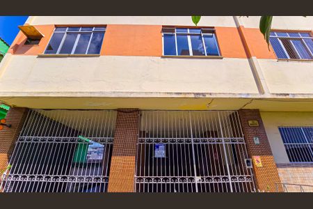 Apartamento à venda com 60m², 2 quartos e 1 vagaFachada do Prédio com placa