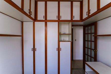 Apartamento à venda com 60m², 2 quartos e 1 vagaQuarto 2 