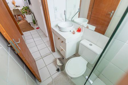 Apartamento para alugar com 68m², 2 quartos e 1 vagaBanheiro