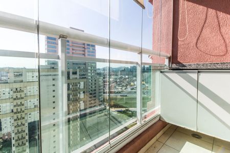 Apartamento para alugar com 60m², 2 quartos e 1 vagaVaranda