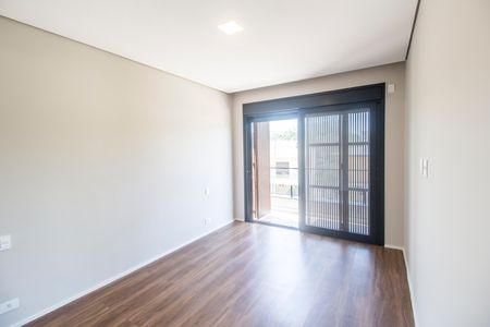 Casa de condomínio à venda com 394m², 5 quartos e 6 vagas Casa de condomínio à venda com 394m², 5 quartos e 6 vagasSuíte
