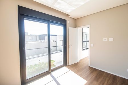 Casa de condomínio à venda com 394m², 5 quartos e 6 vagas Casa de condomínio à venda com 394m², 5 quartos e 6 vagasSuíte