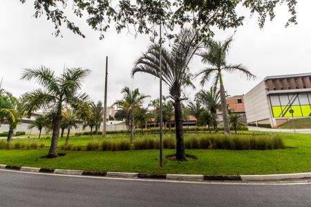 Casa de condomínio à venda com 394m², 5 quartos e 6 vagas Casa de condomínio à venda com 394m², 5 quartos e 6 vagasVista da Rua