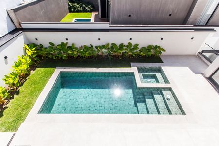 Casa de condomínio à venda com 394m², 5 quartos e 6 vagas Casa de condomínio à venda com 394m², 5 quartos e 6 vagasVista da Suíte