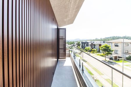 Casa de condomínio à venda com 394m², 5 quartos e 6 vagas Casa de condomínio à venda com 394m², 5 quartos e 6 vagasSuíte