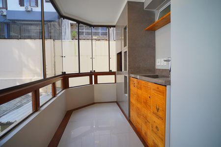 Varanda  de apartamento à venda com 2 quartos, 96m² em Bela Vista, Porto Alegre