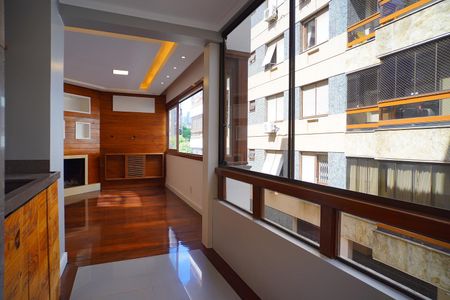 Varanda  de apartamento à venda com 2 quartos, 96m² em Bela Vista, Porto Alegre