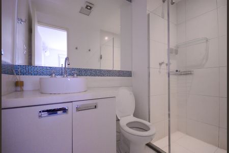 Banheiro da Suite  de apartamento para alugar com 1 quarto, 40m² em Cambuci, São Paulo