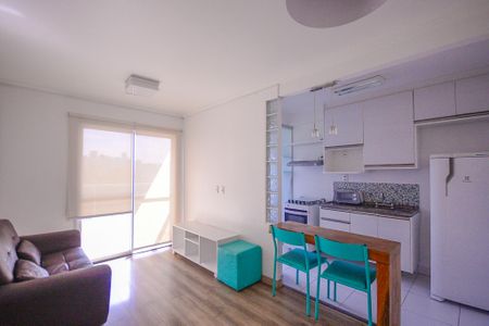 Sala  de apartamento para alugar com 1 quarto, 40m² em Cambuci, São Paulo