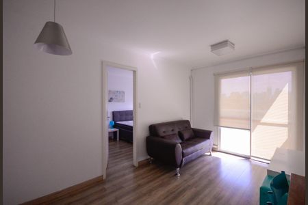 Sala  de apartamento para alugar com 1 quarto, 40m² em Cambuci, São Paulo