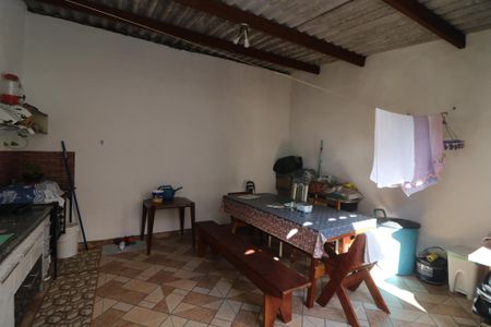 Casa à venda com 125m², 2 quartos e 1 vagaChurrasqueira