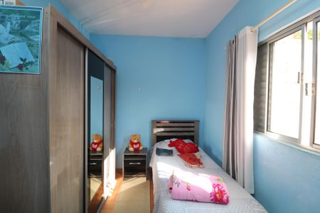 Quarto de casa à venda com 2 quartos, 125m² em Parque Tomas Saraiva, São Paulo